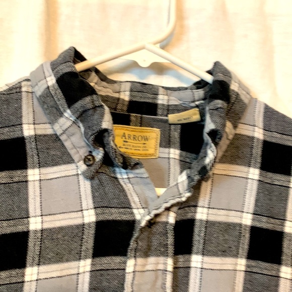 Arrow Brand Flannel - Picture 4 of 5